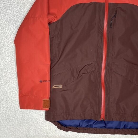 Dakine Tilly Jane Gore-Tex 2L Insulated Winter Jacket: Size Extra Small - Picture 5 of 14